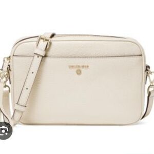 Michael Kors Jet Set Signature Leather Clutch Crossbody Bag EUC Bag Charm